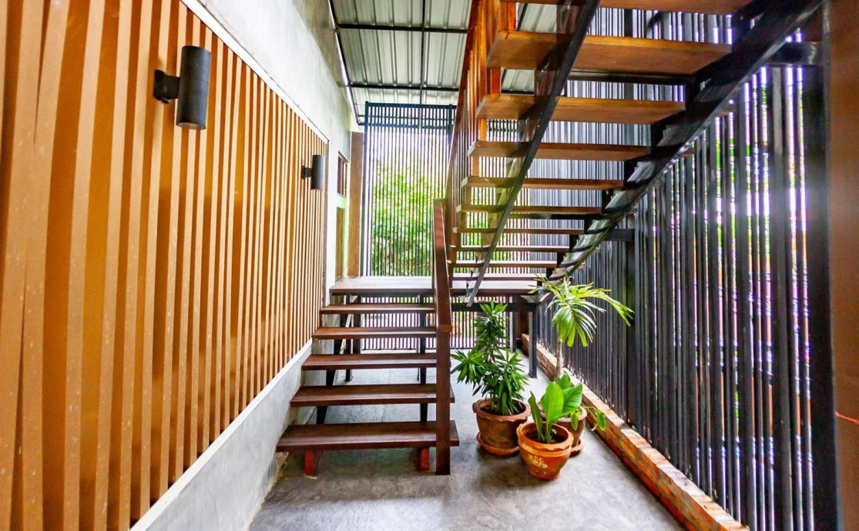 Tonmai Suites (SHA Extra Plus)