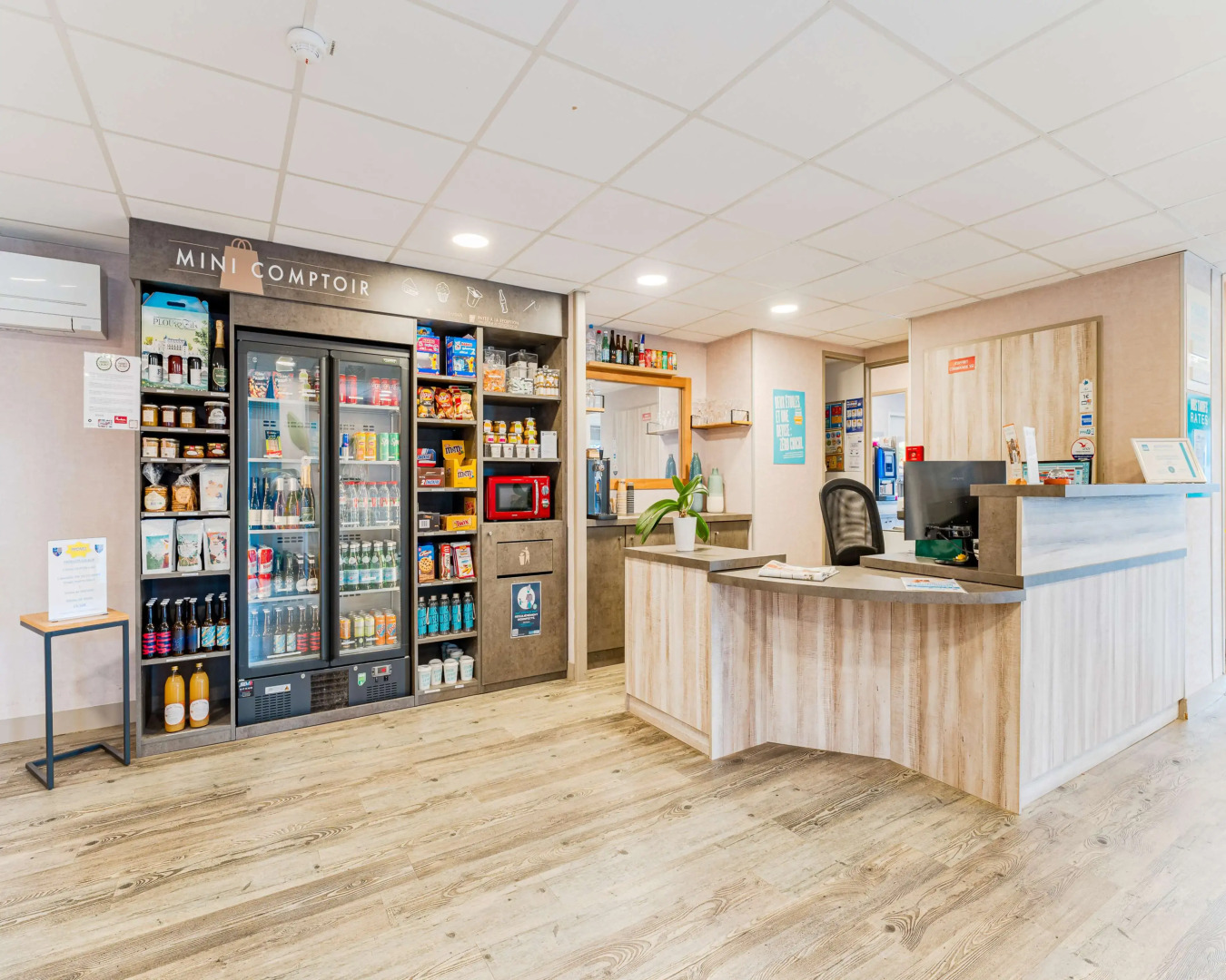 KYRIAD DIRECT Tours Sud - Chambray Lès Tours