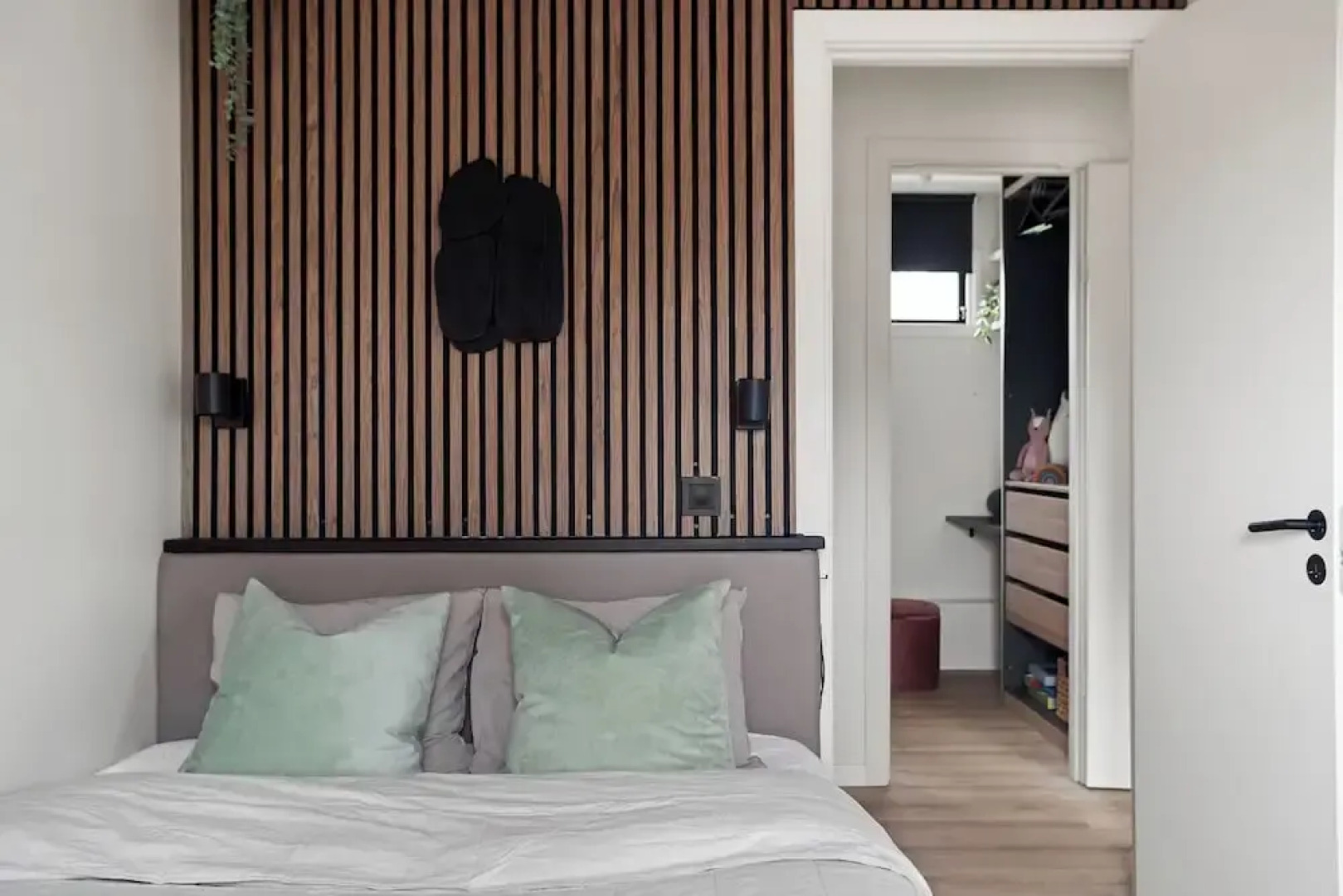 Home Away Apartments