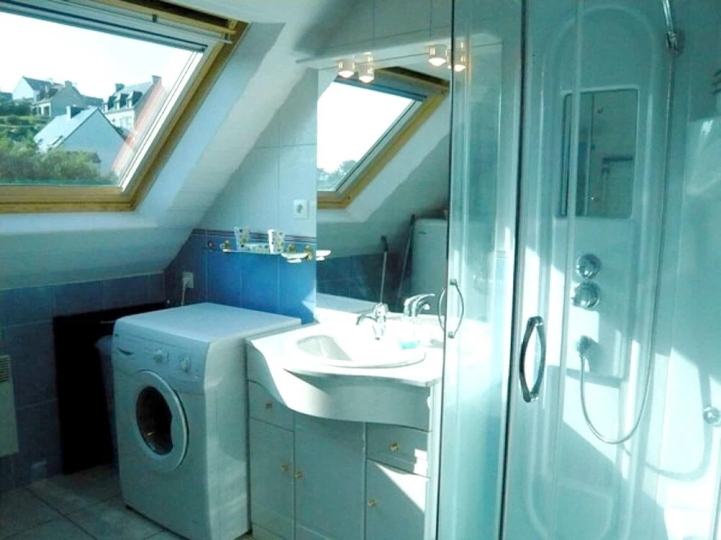 Apartment With 2 Bedrooms in Saint-pol-de-léon, With Wonderful sea View, Enclosed Garden and Wifi