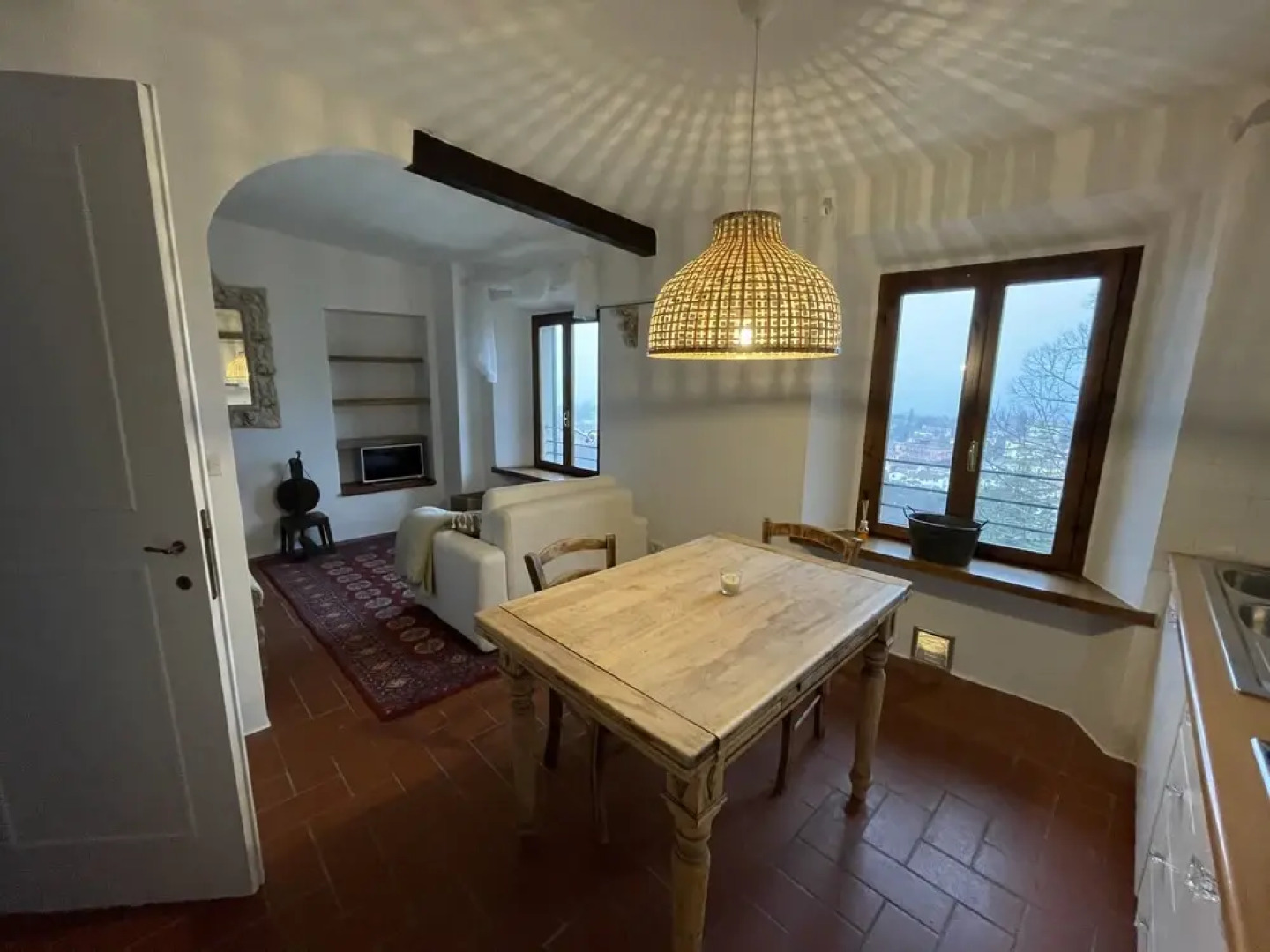 Stunning View, 2-bed Apt in Barga, Lucca,tuscany