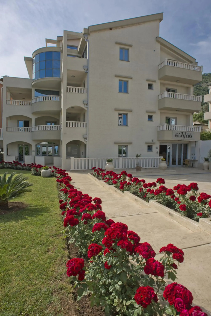 Vila V Lux