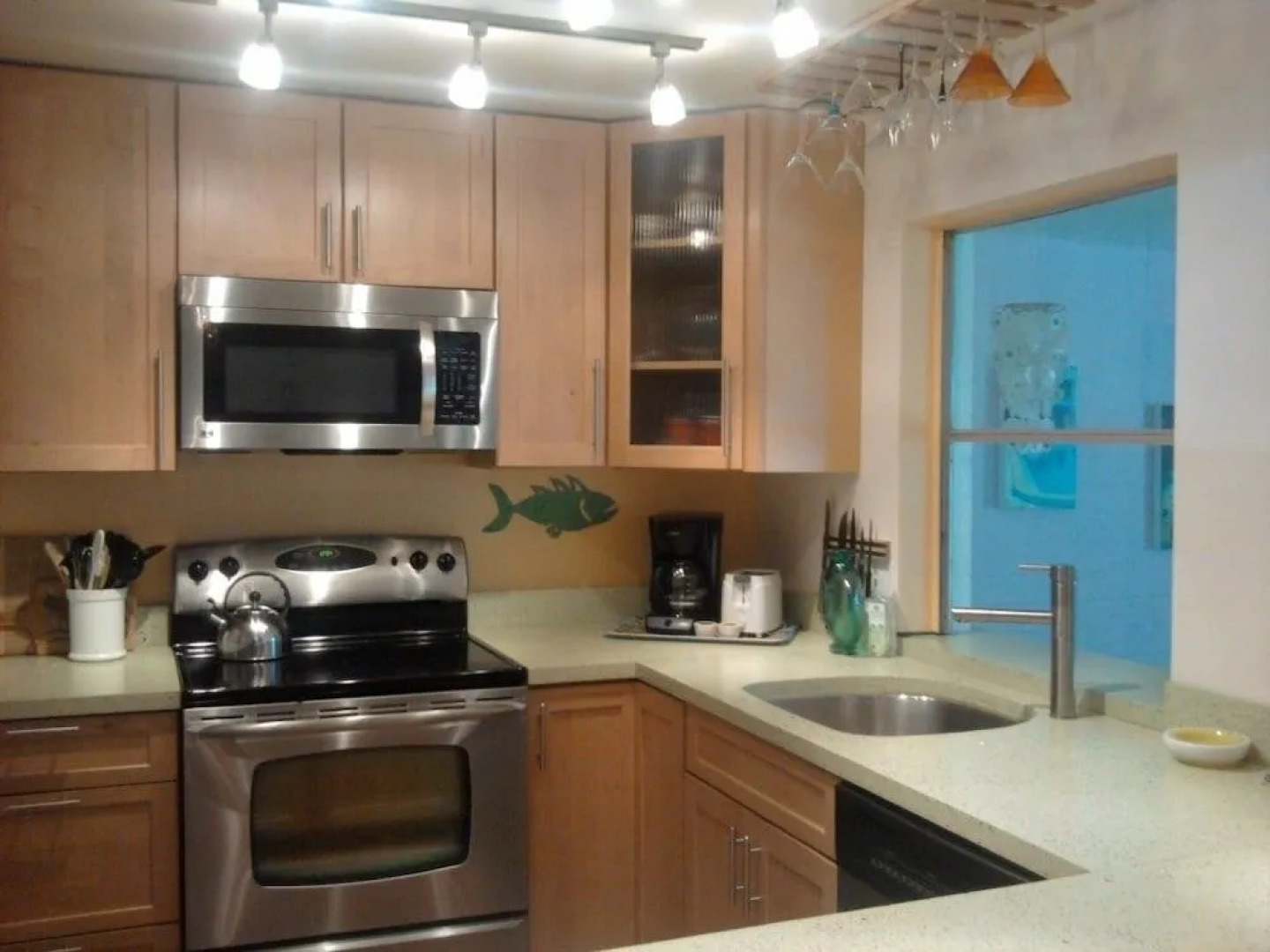 Beachside Charmer 2107