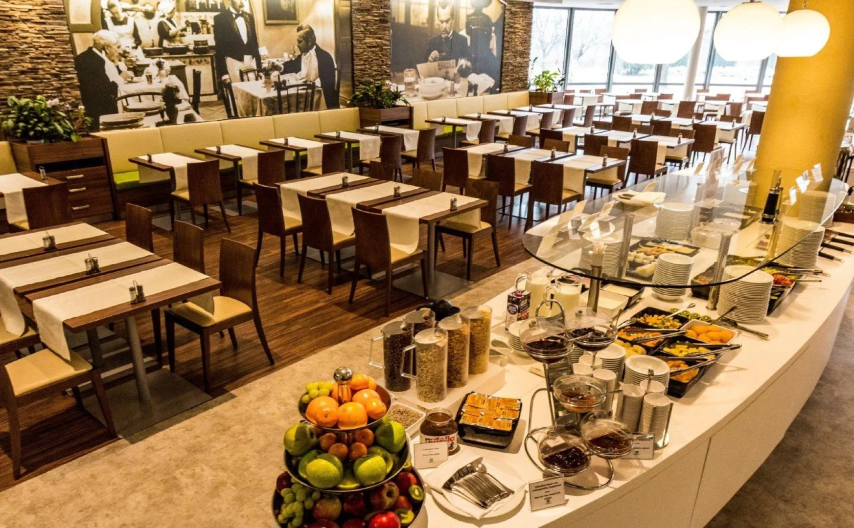 Holiday Inn Budapest-Budaörs by IHG