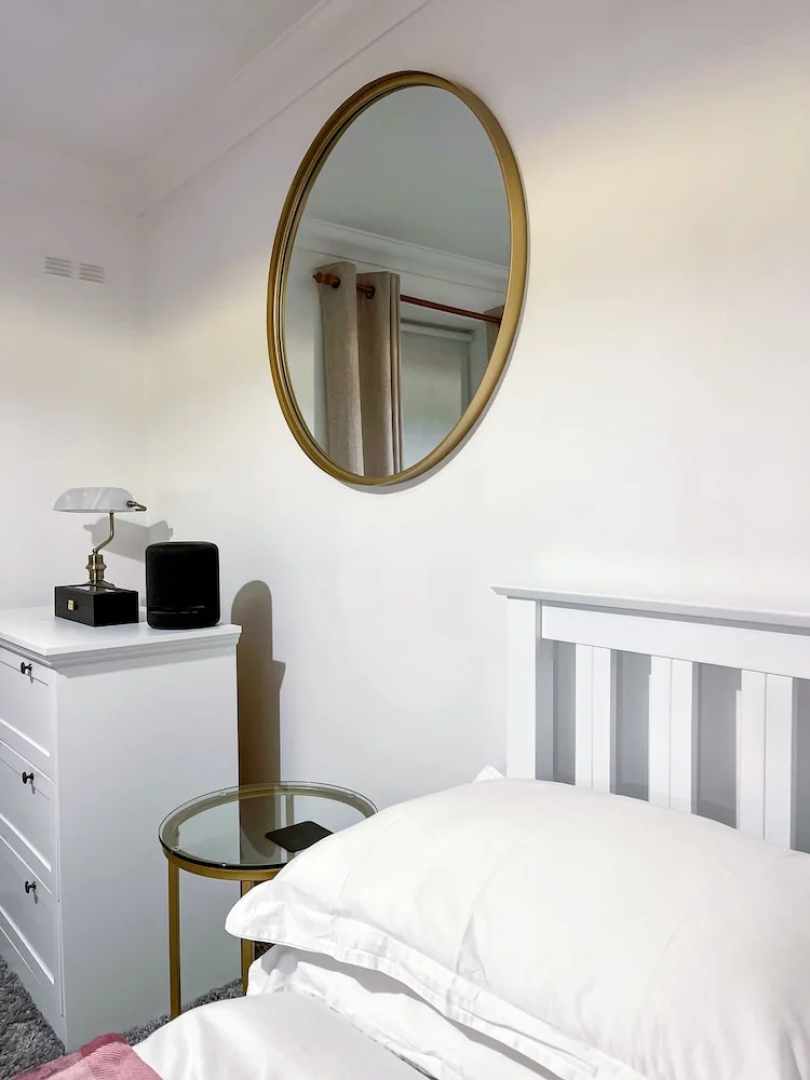 1-bed Apt, Sleeps 2, 20 min Walk to Centre