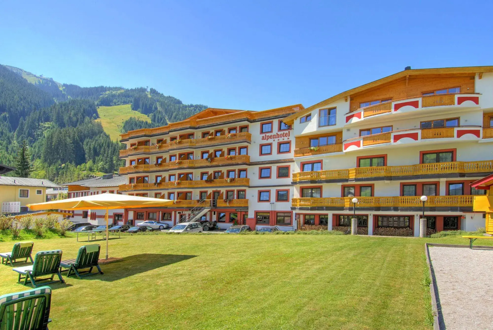 JUFA Alpenhotel Saalbach