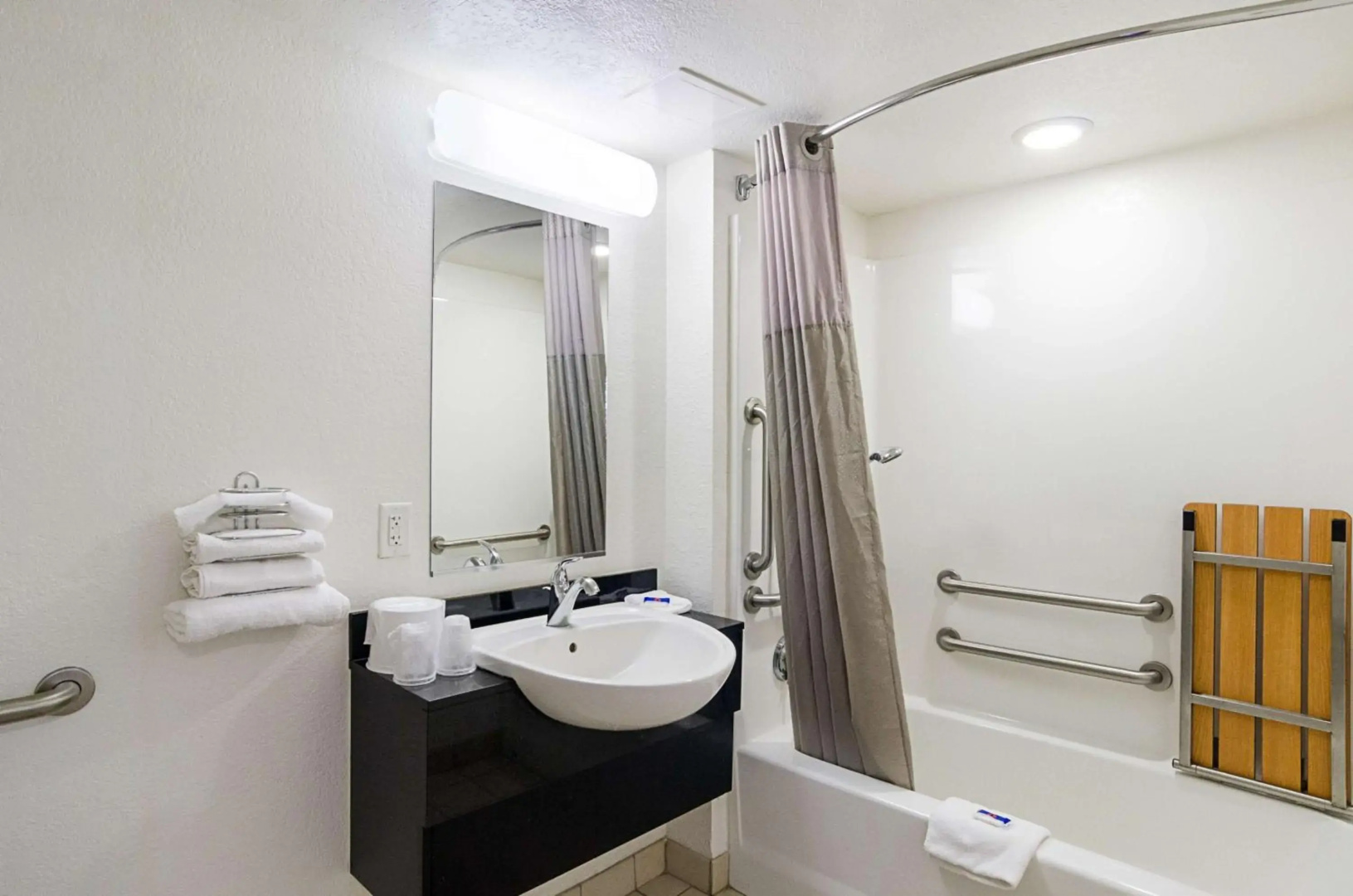 Motel 6 Denver, CO – Downtown