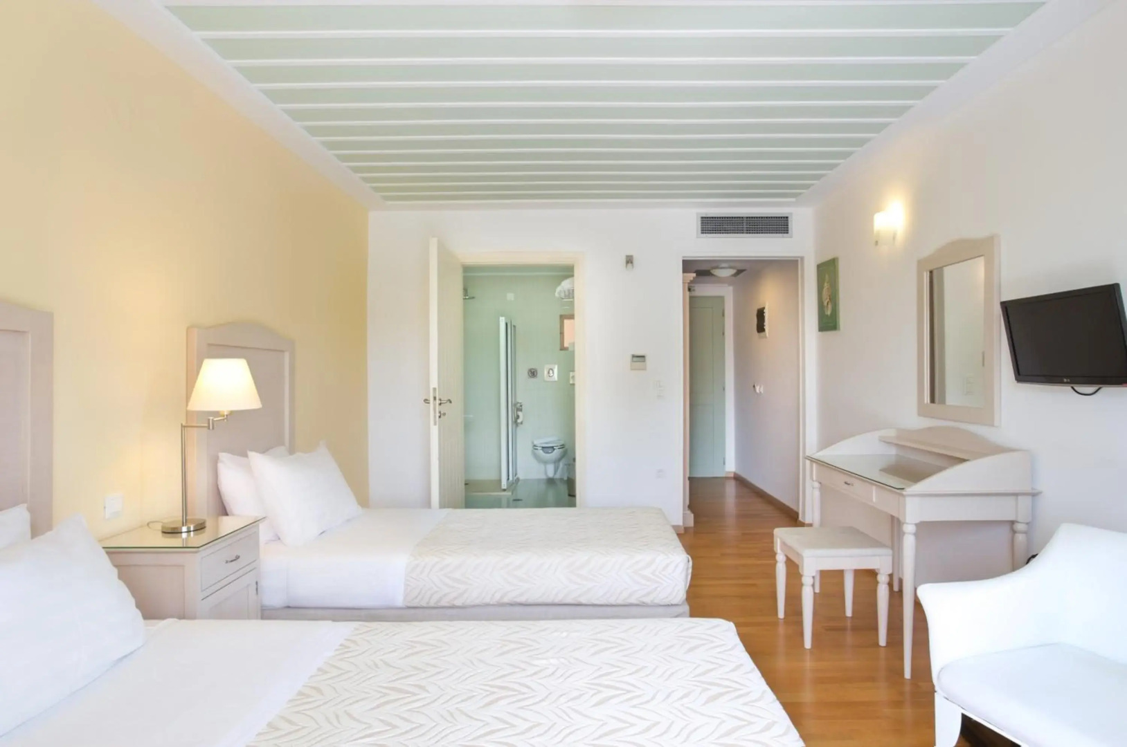 Thirides Beach Resort