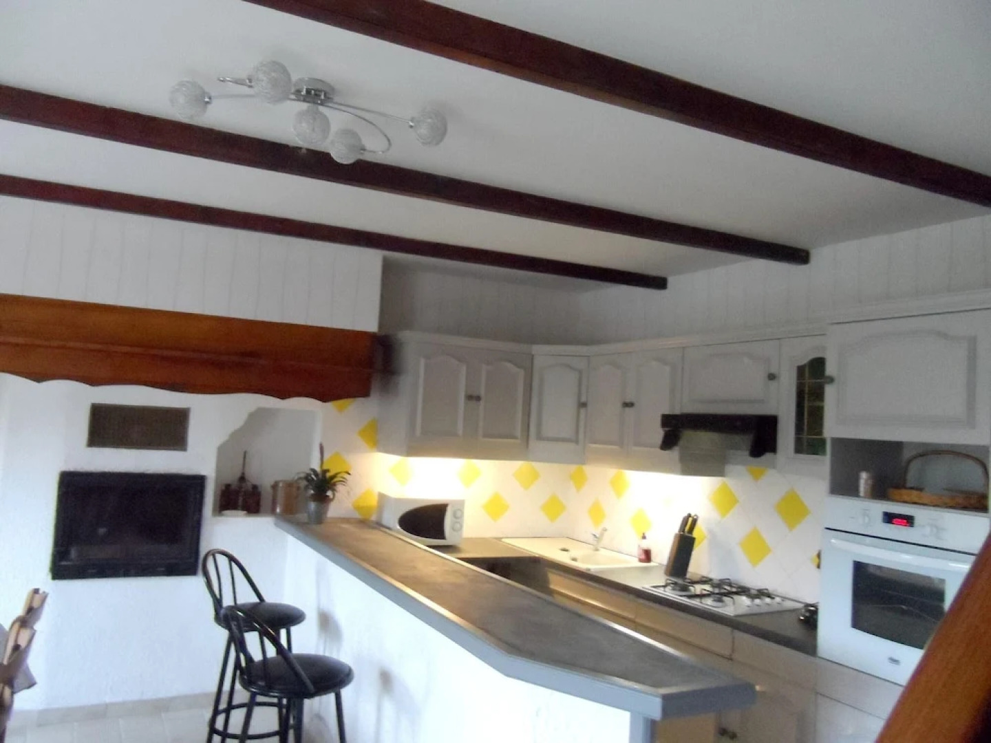 House With 2 Bedrooms in Chanteloup, With Wonderful Lake View, Furnish