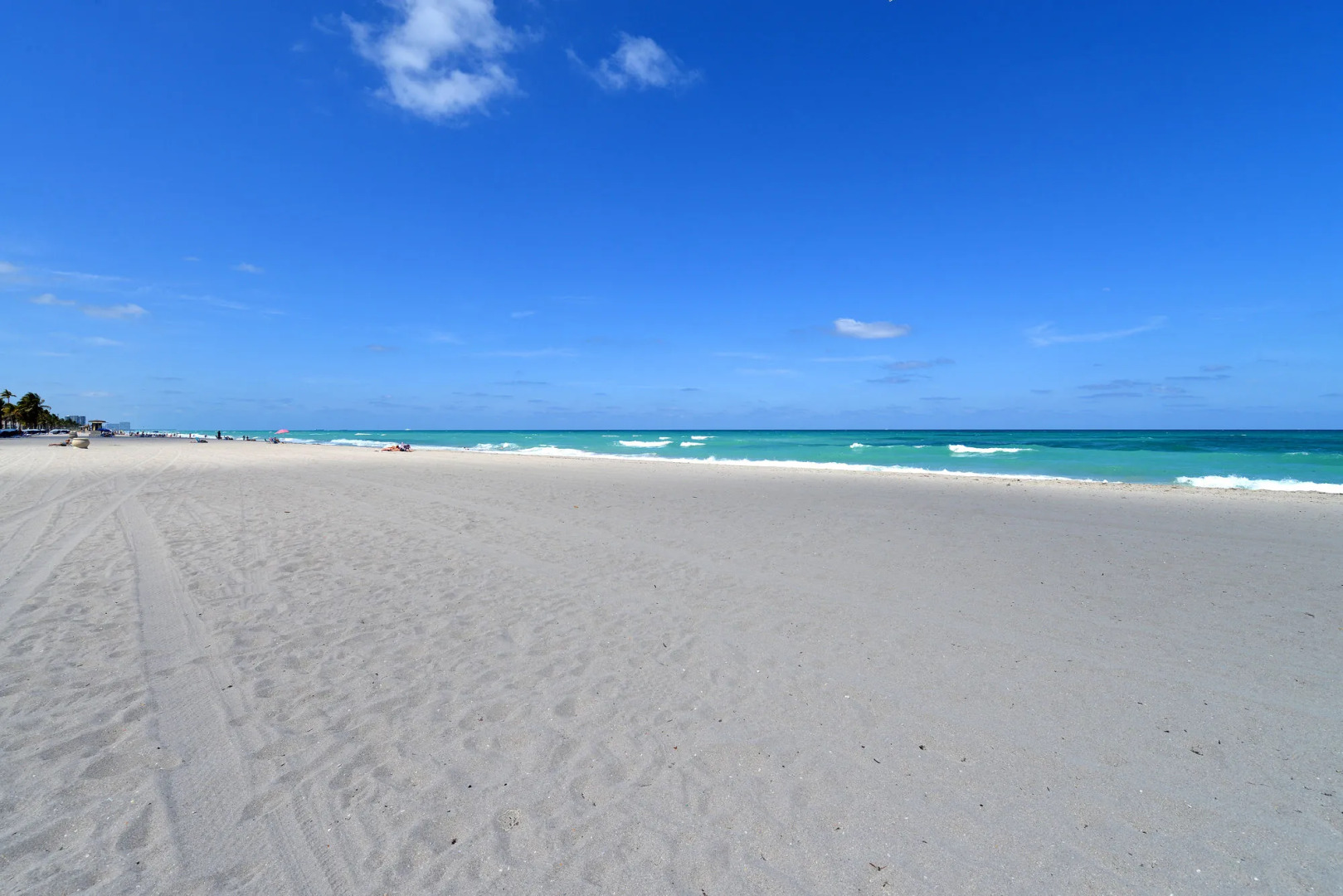 Hollywood by the Sea Hotel