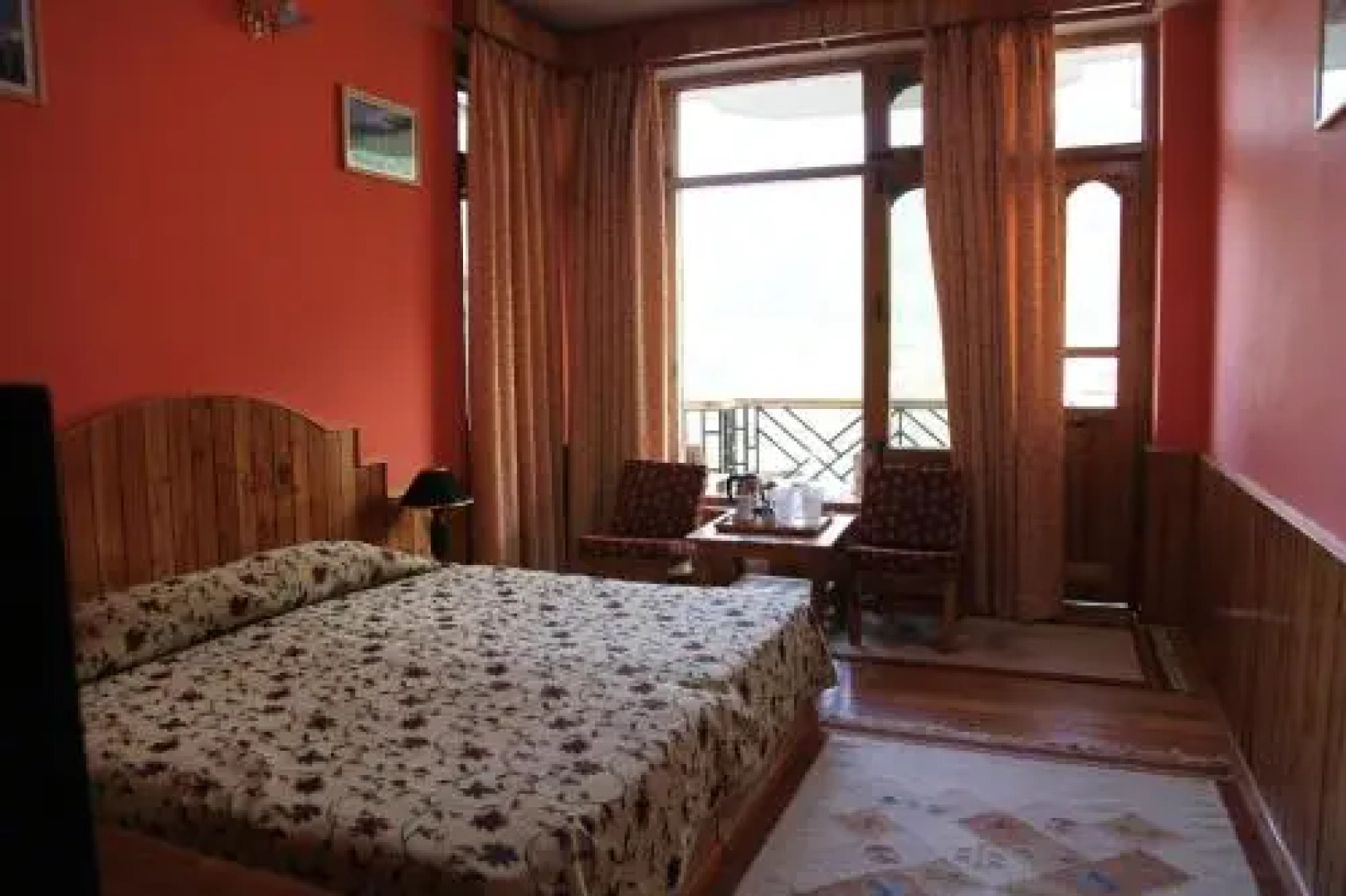 Hotel Naggar Delight