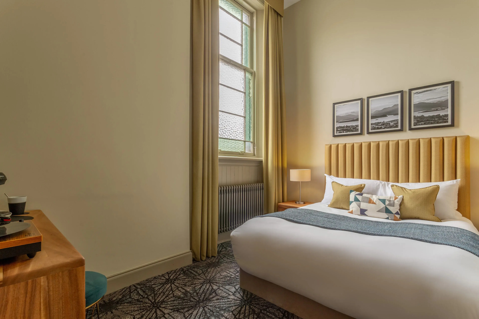 Riva Boutique Hotel & Restaurant