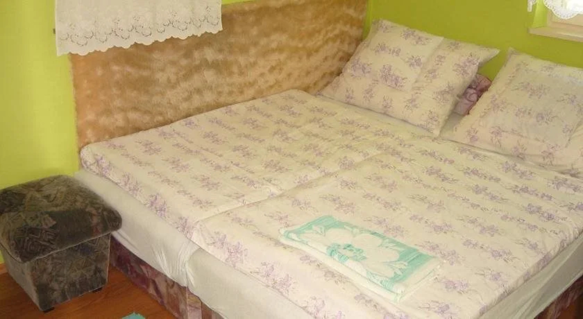 Ország Apartmanház