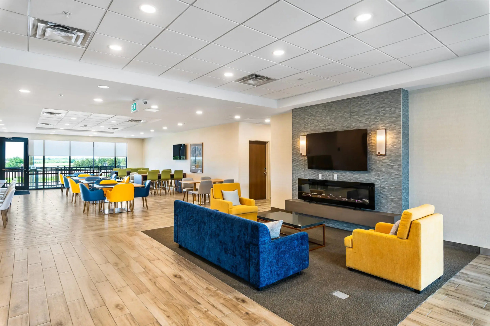 Comfort Inn & Suites