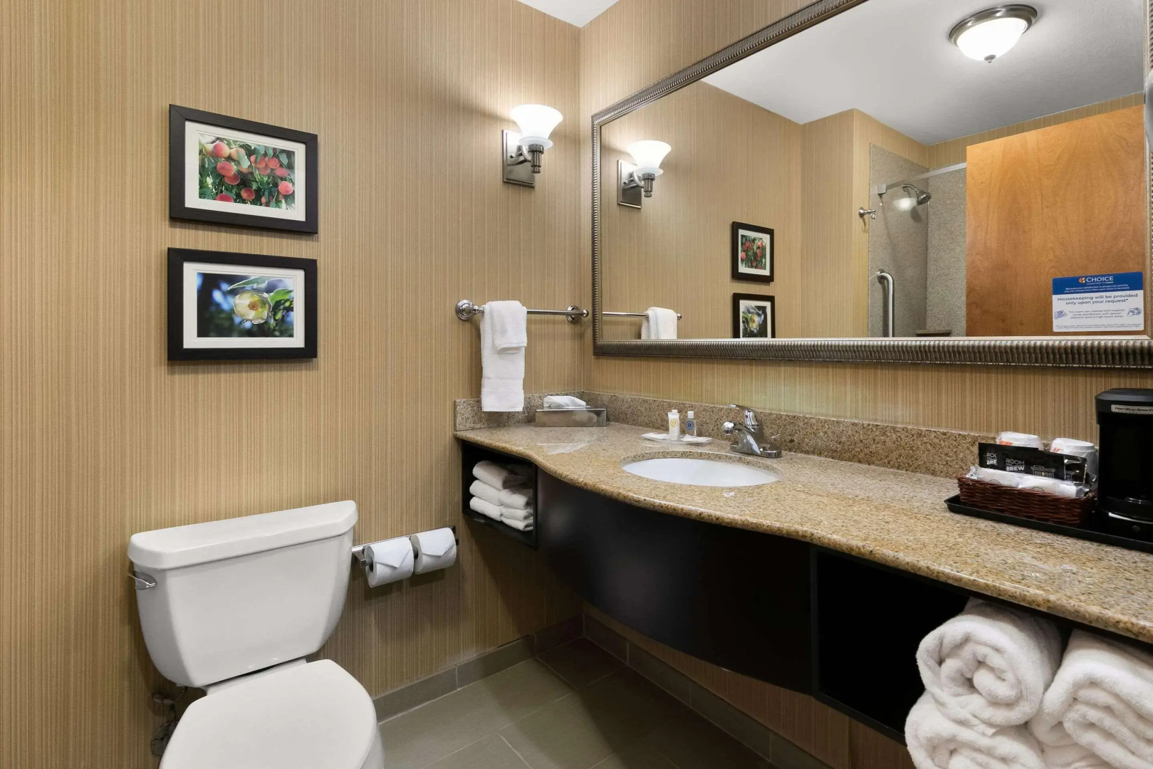 Comfort Suites Commerce