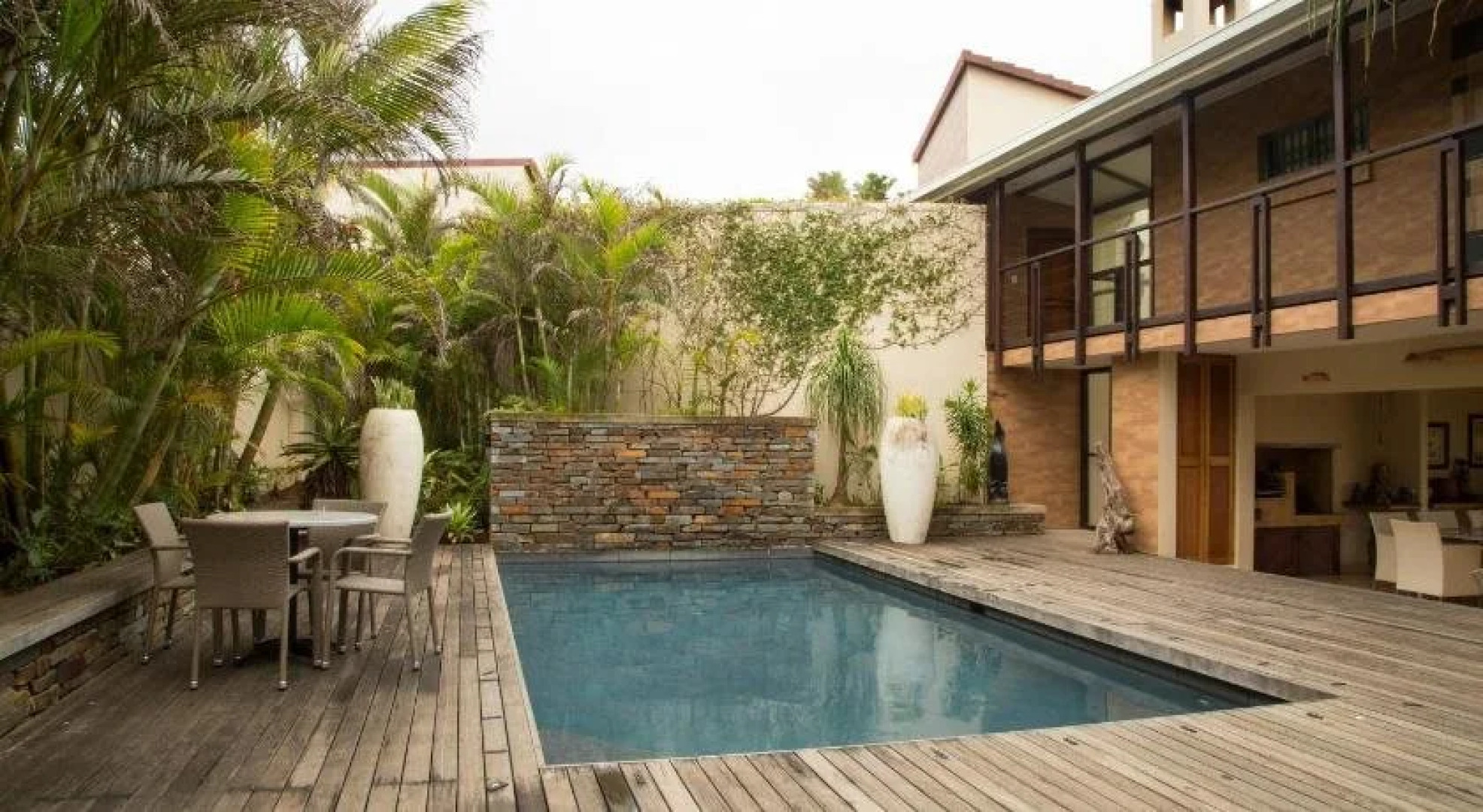 Misty Blue Bed and Breakfast