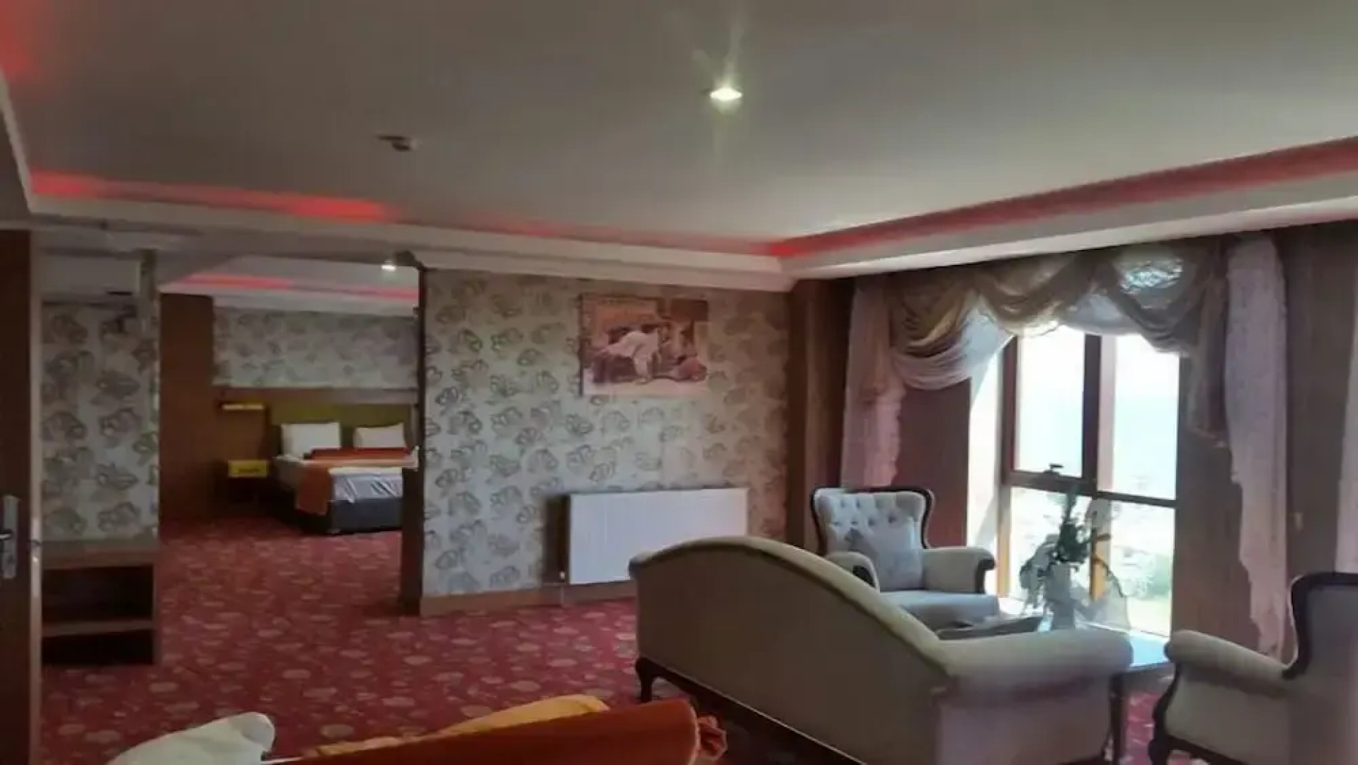 Nevan Suite Hotel