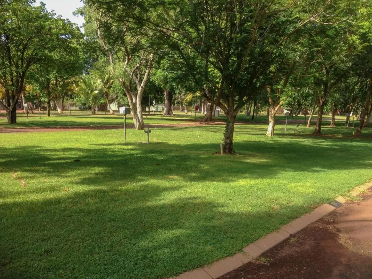 Ivanhoe Village Caravan Resort