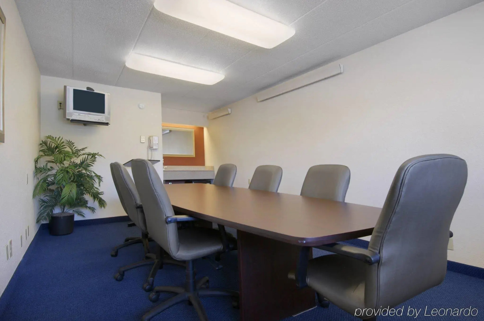 Red Roof Inn Cleveland - Westlake