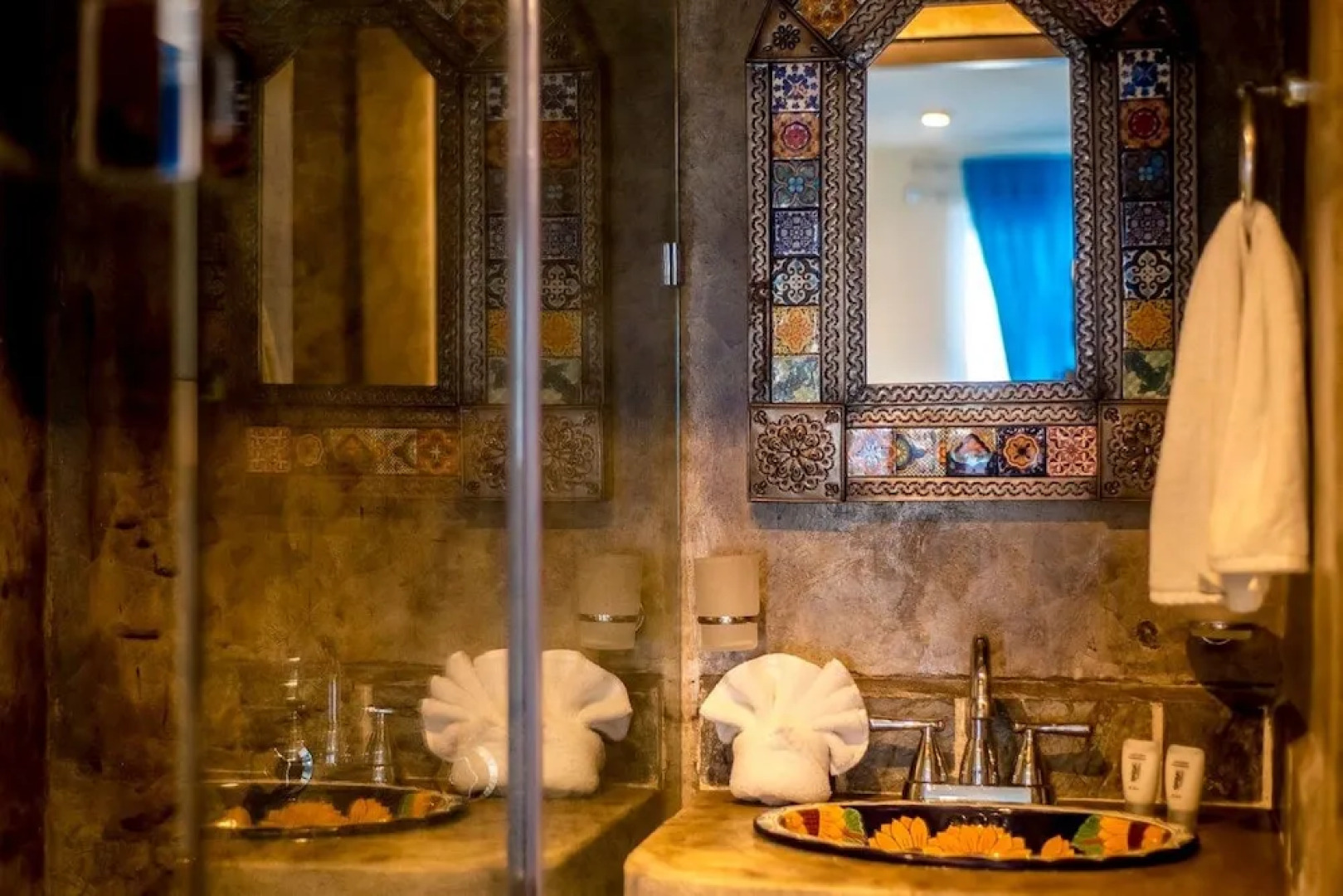 Tres Mentiras Boutique Rooms