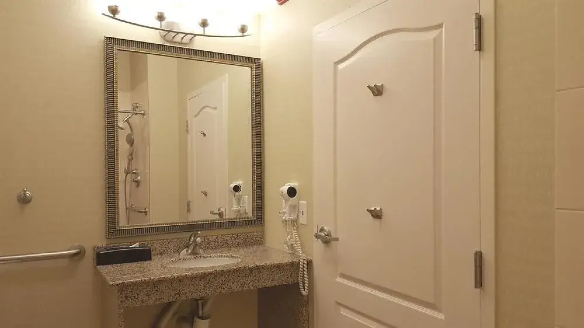 La Quinta Inn & Suites Savannah Airport-Pooler