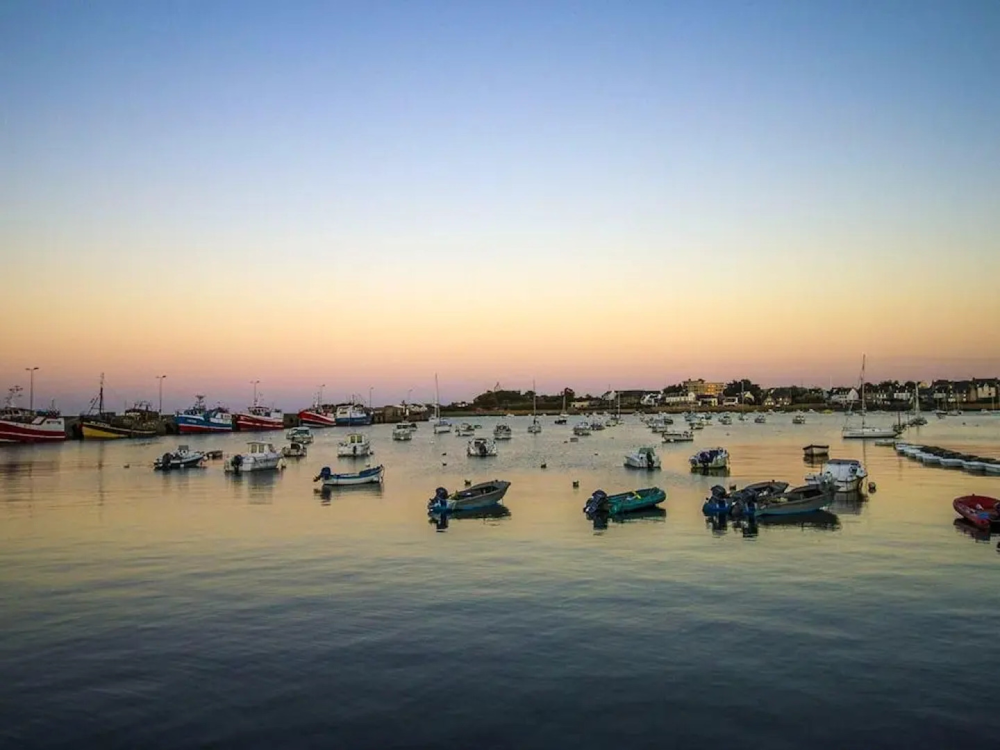 House With 3 Bedrooms in Brélès, With Wonderful Lake View, Furnished G