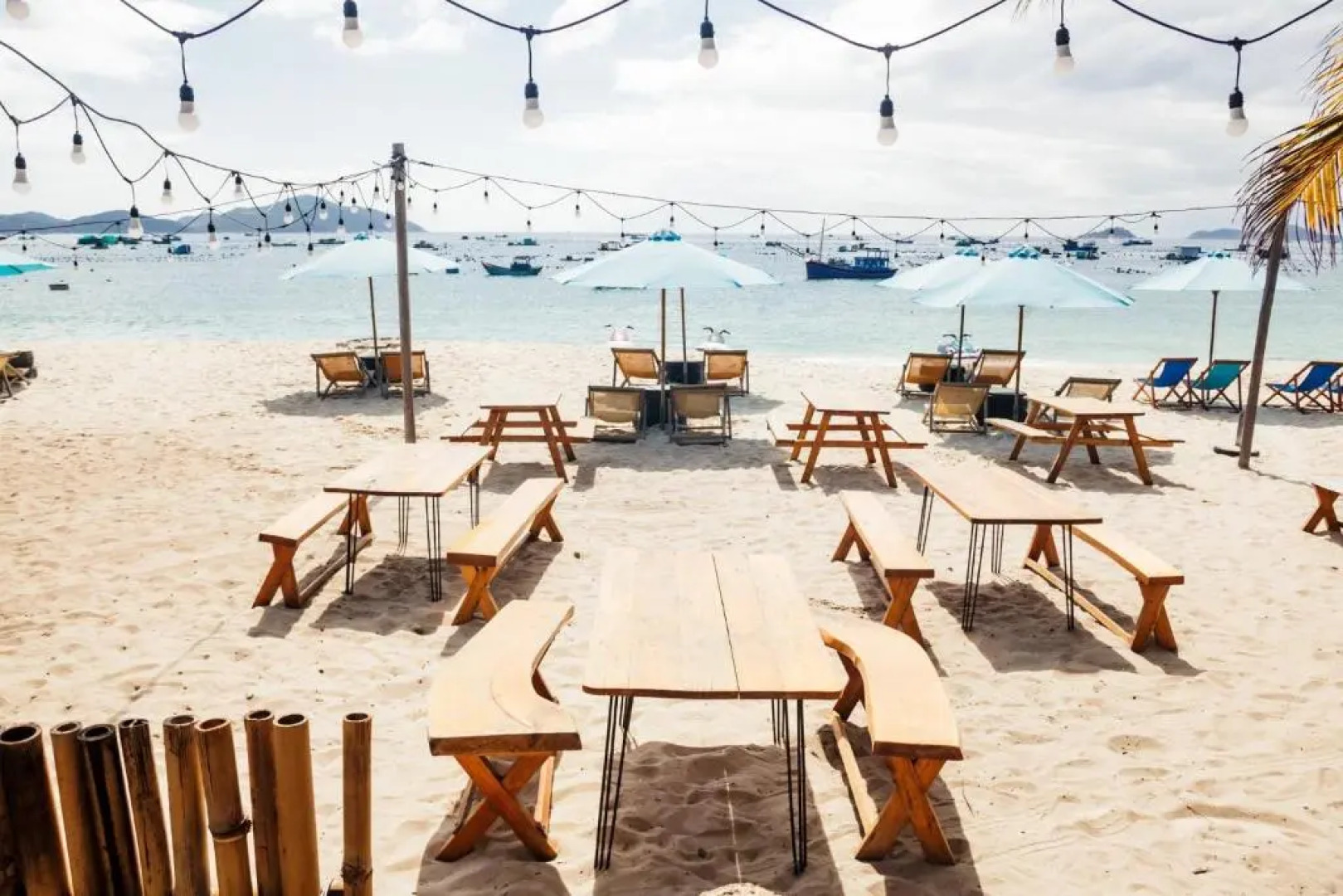 Villa Đảo Hoa Vàng Cam Ranh - Venue Travel