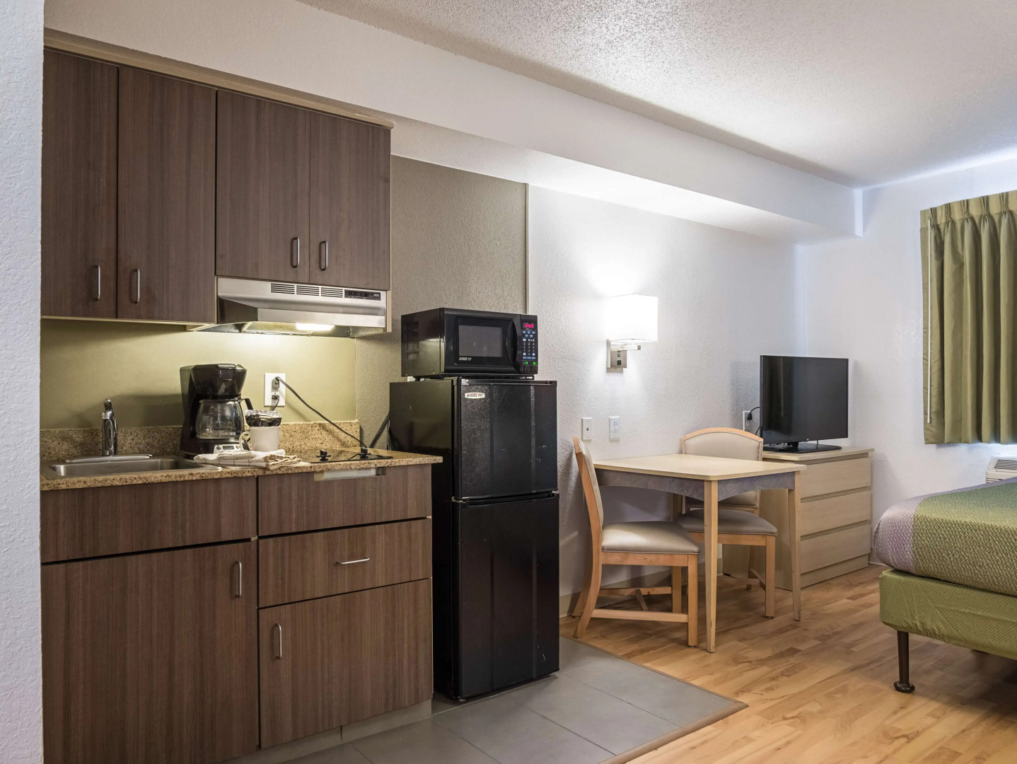 Studio 6 Miamisburg, OH - Dayton