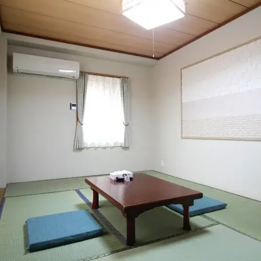 Shirako White Palace