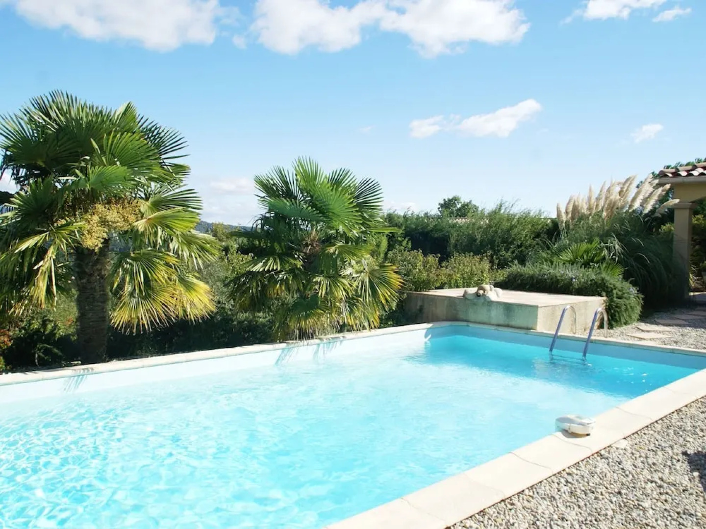 Beautifully Located Villa With Delightful Private Swimming Pool and Lovely View