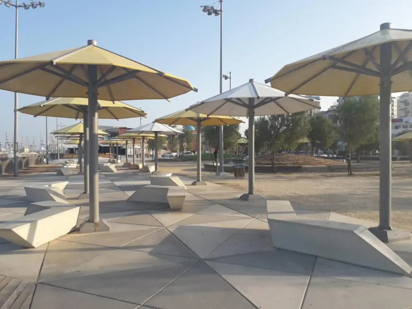 Private room in the сomfortable apartment in Ashdod, 7 min walk to the beach