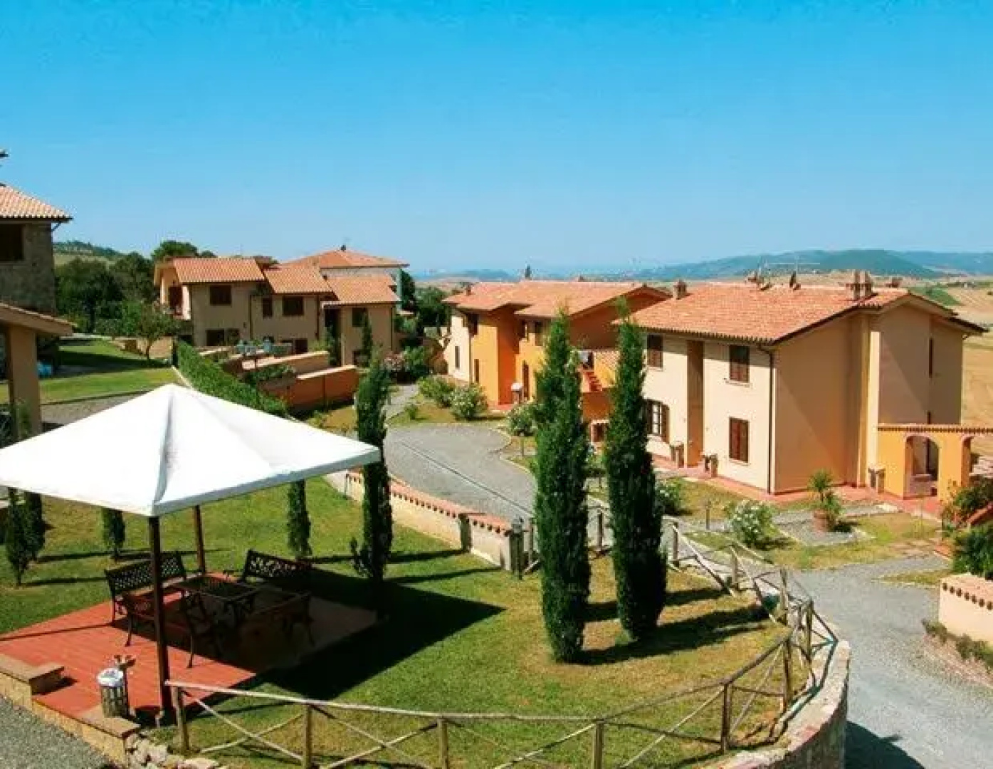 Villaggio Residence la Pieve di Pomaia