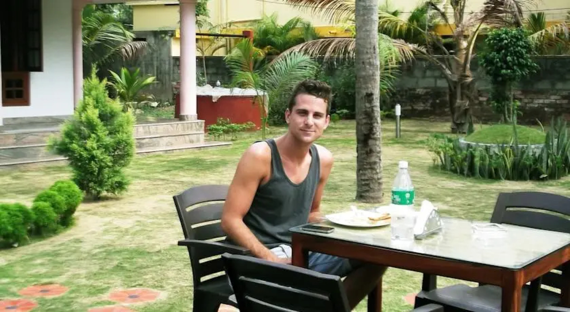 Vedanta Wake up! on the sunny cliffs, Varkala