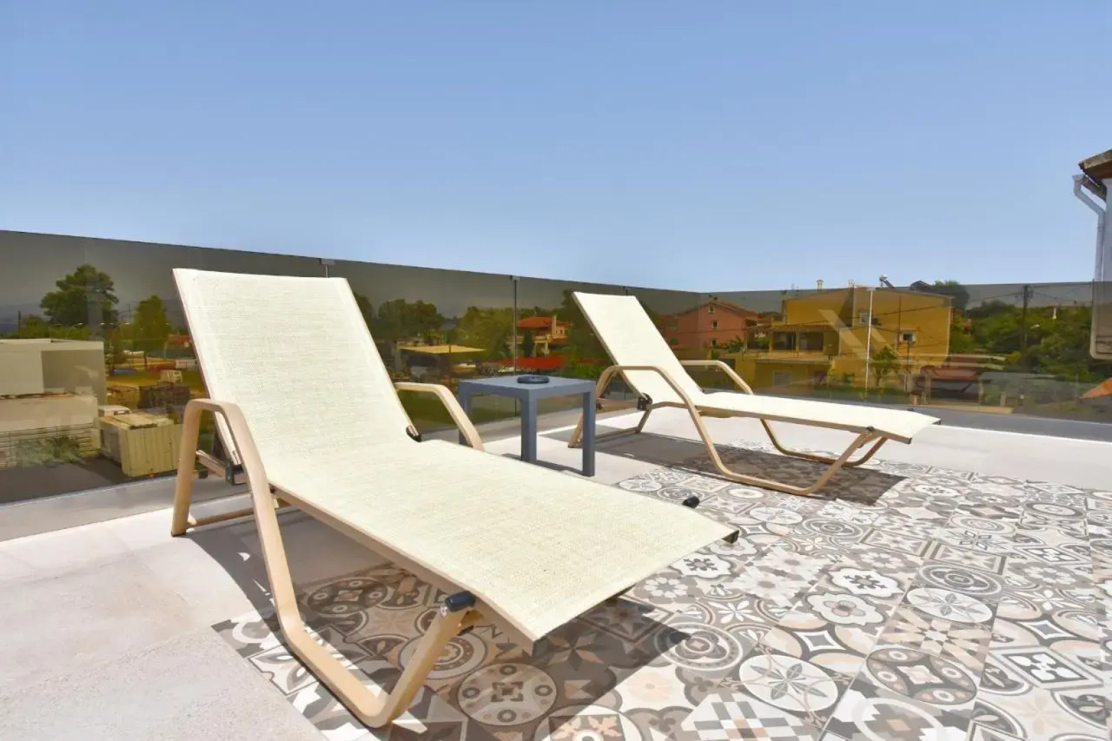 Alikes Deluxe Houses - 300m from the beach