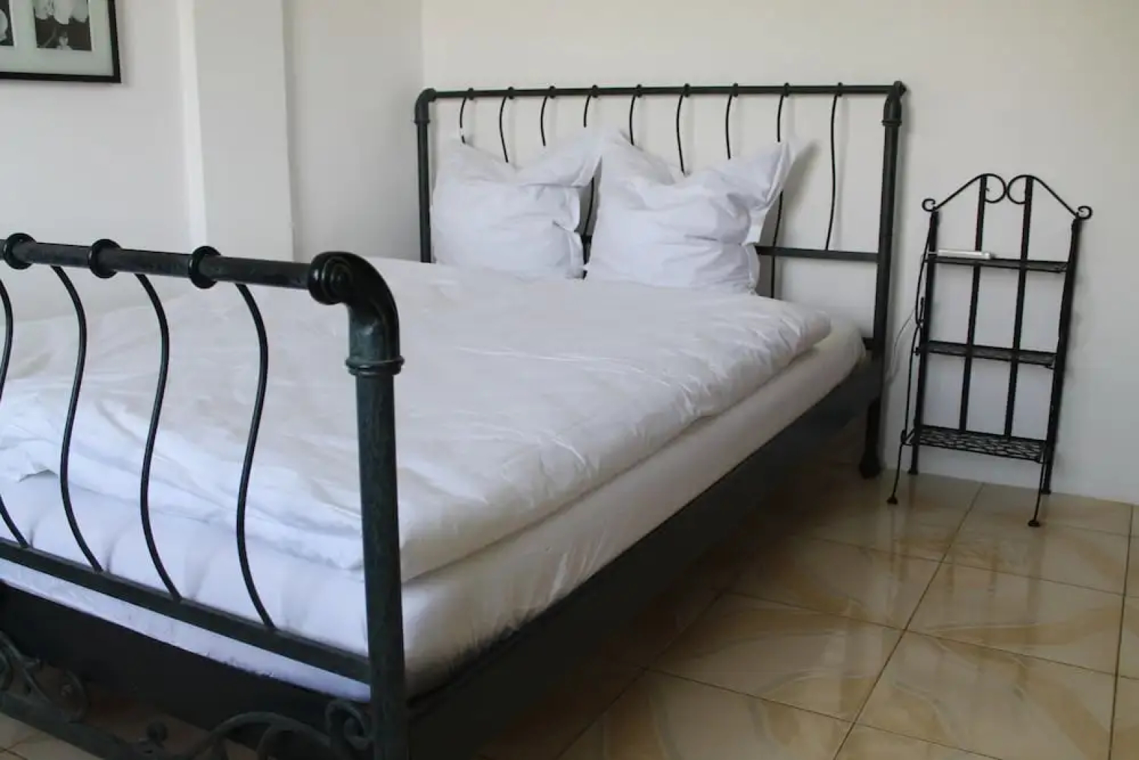 Roger's Place Guesthouse 