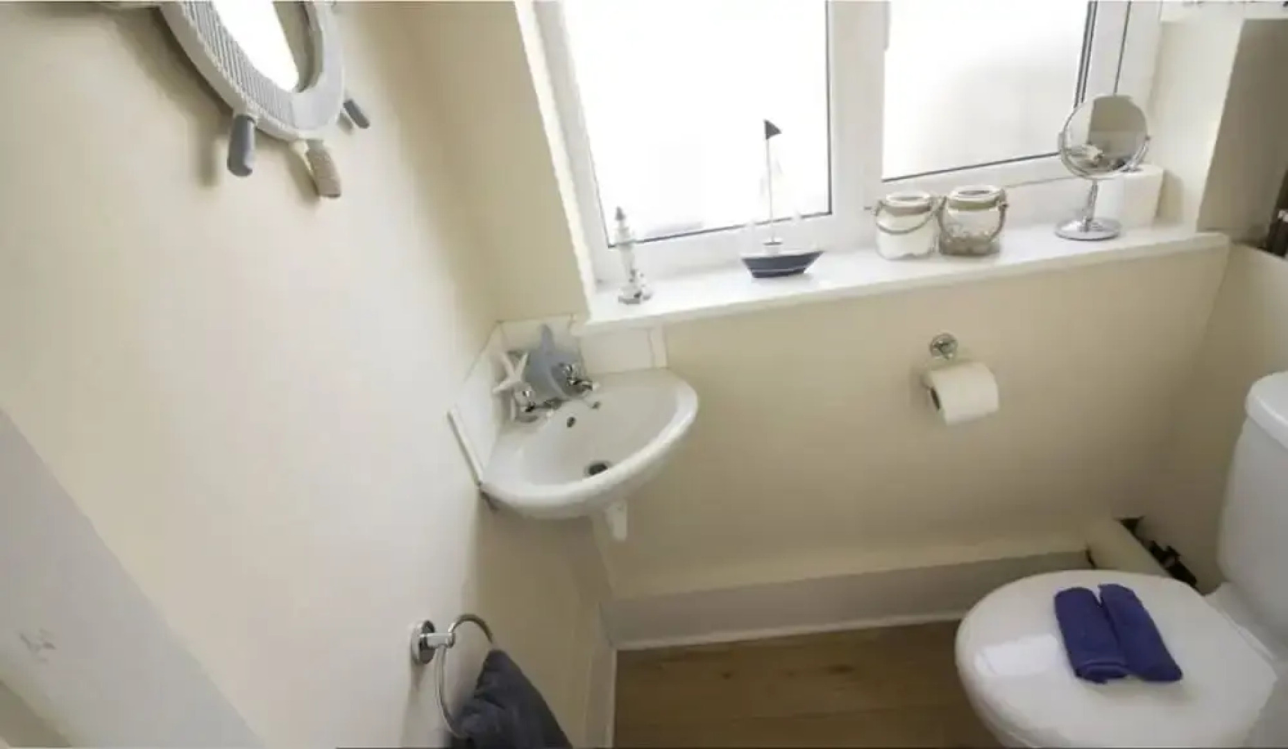 RoomTel - Brook House