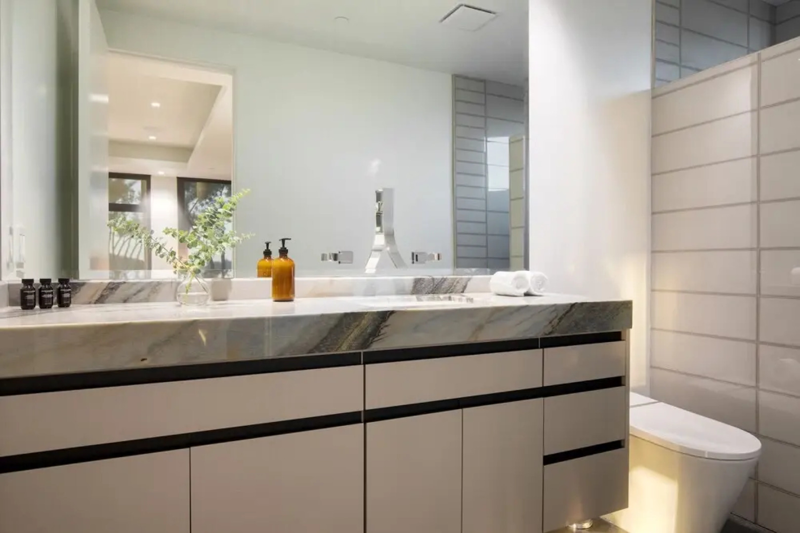 Oasis Del Sol by AvantStay Pool, Hot Tub, Views, Outdoor Dining, Open Spaced Living Area