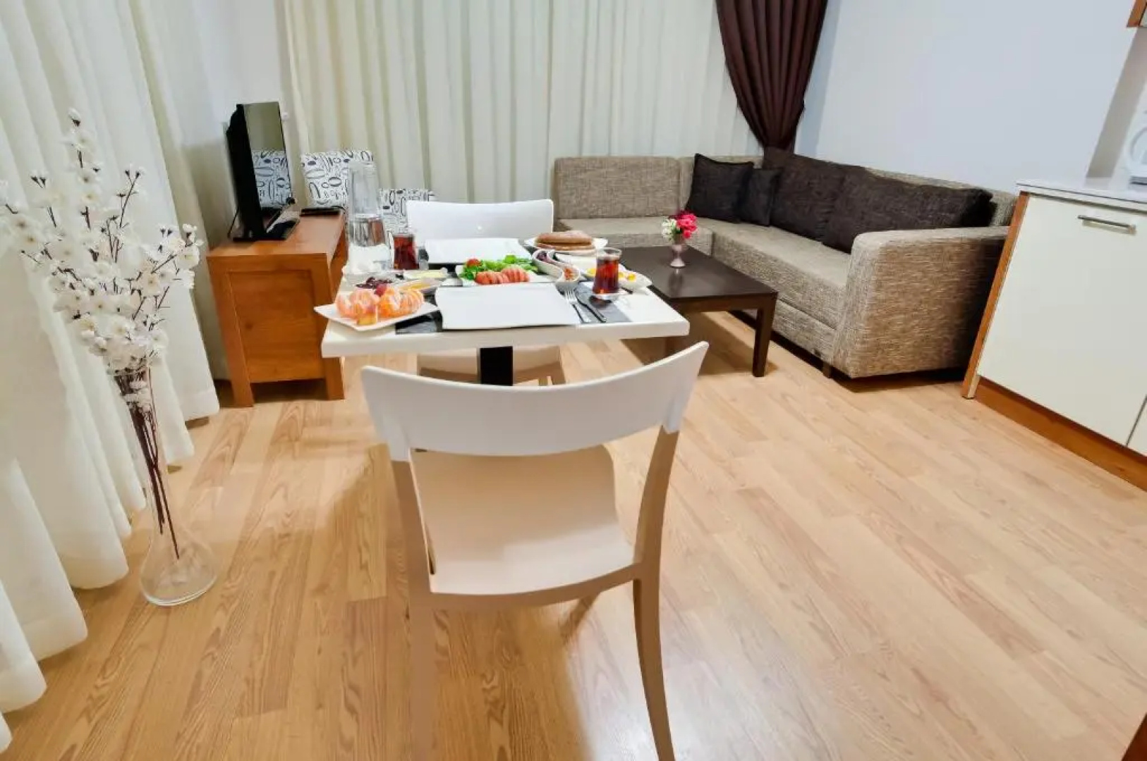 Upart Home