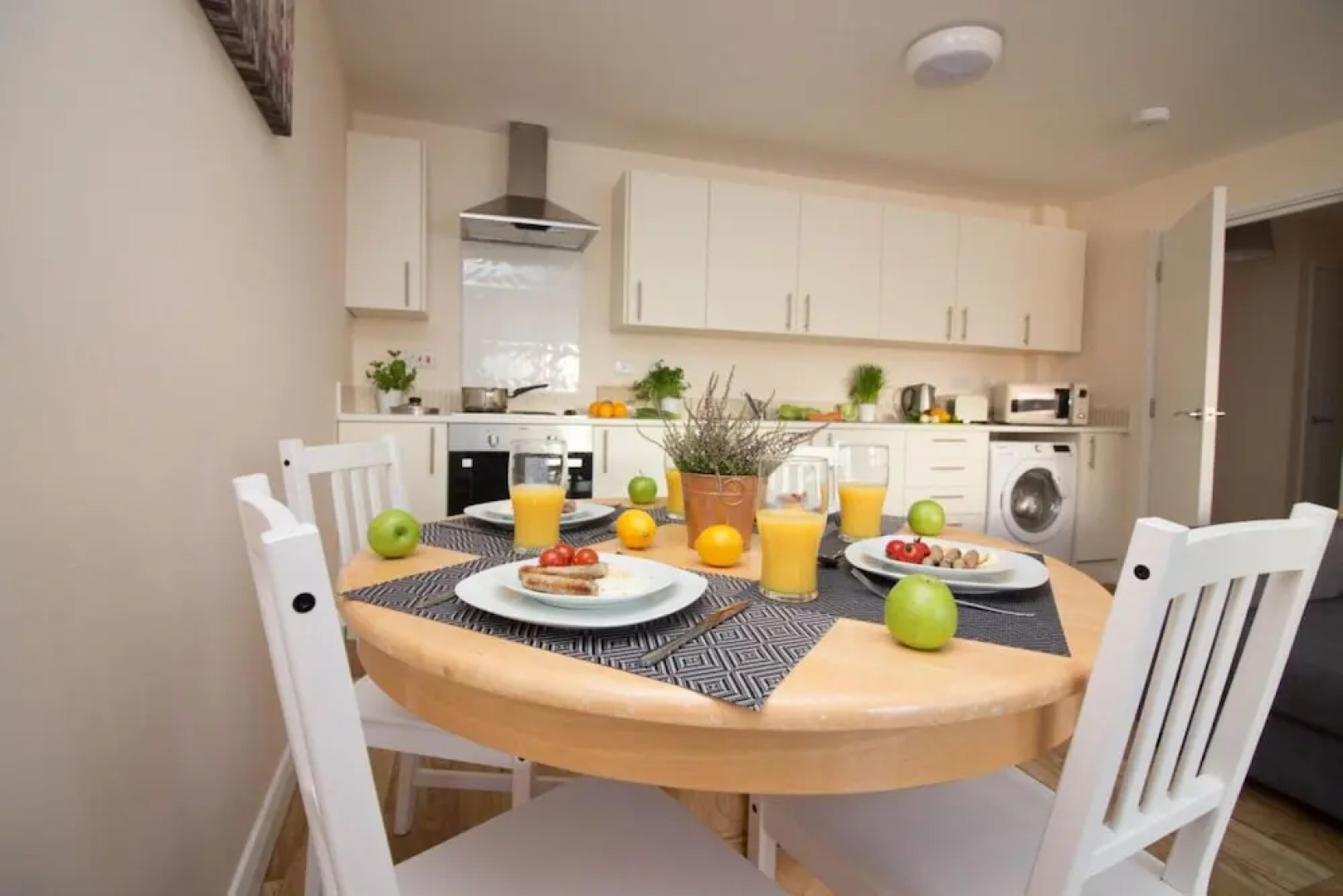 Stayzo Stylish Accommodation in Southampton 10