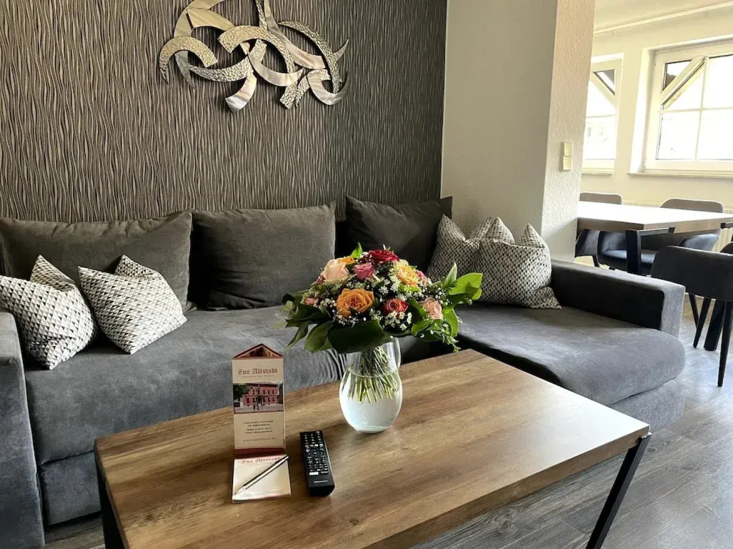 Zur Altstadt - Am Fuße der Osterburg - Gaststätte, Pension, FEWO