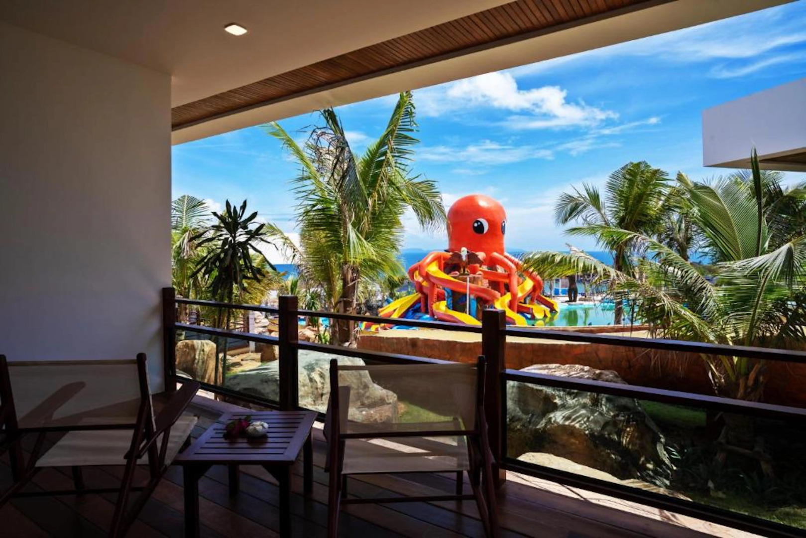 Phi Phi Mountain Beach Resort