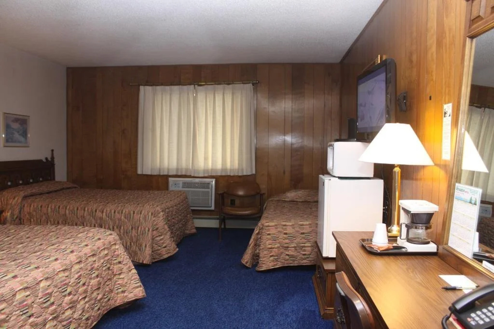 Love Hotels Voyageur at International Falls MN