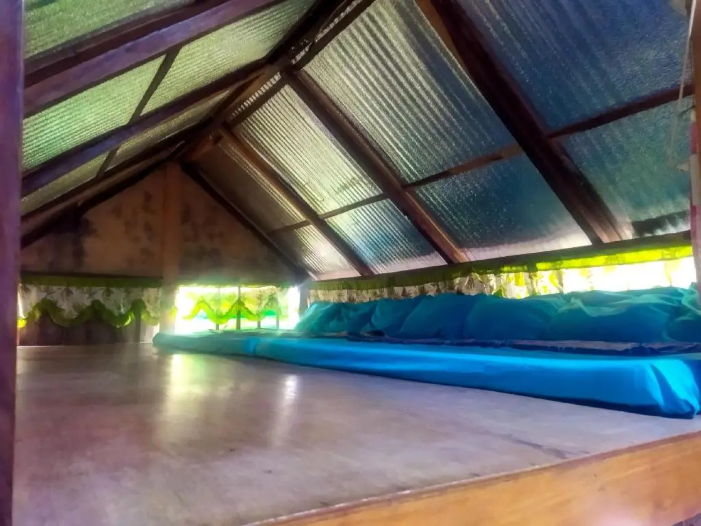 Phielle In-Home Calayo House Rental