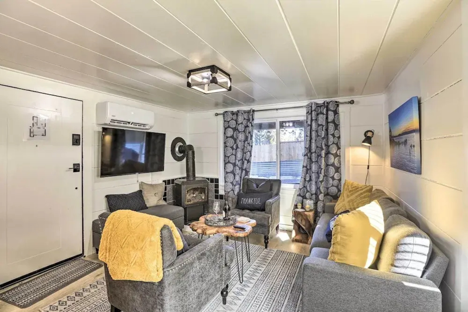 Walk to Lake Tahoe: Cozy Zephyr Cove Cabin!