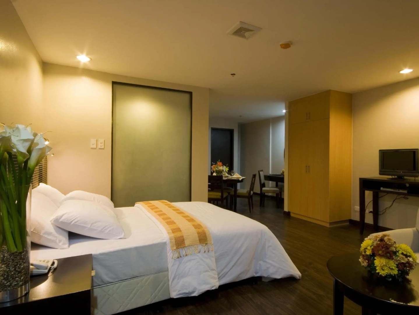 Baguio Burnham Suites