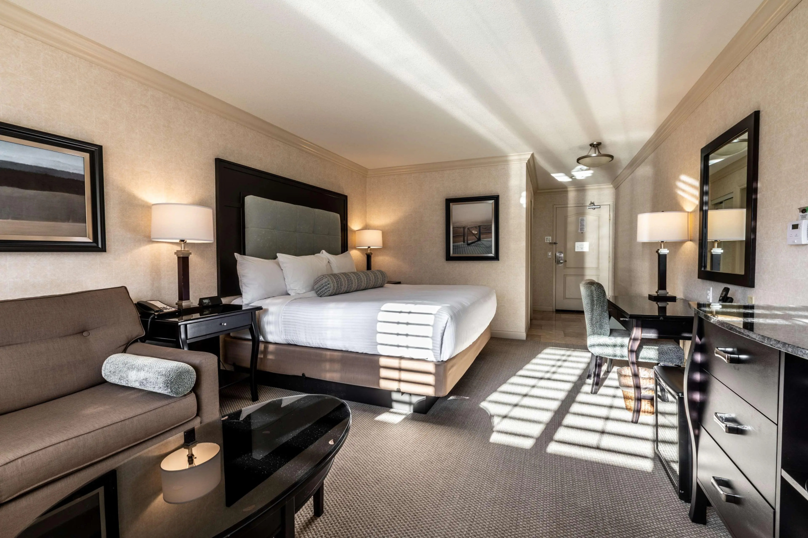Prestige Lakeside Resort, WorldHotels Elite
