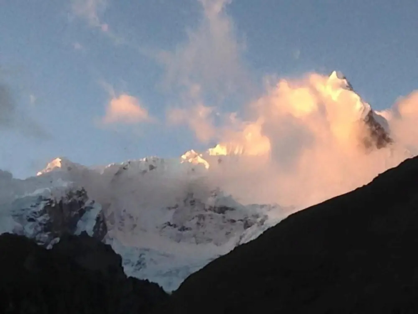 Llanganuco Mountain Lodge