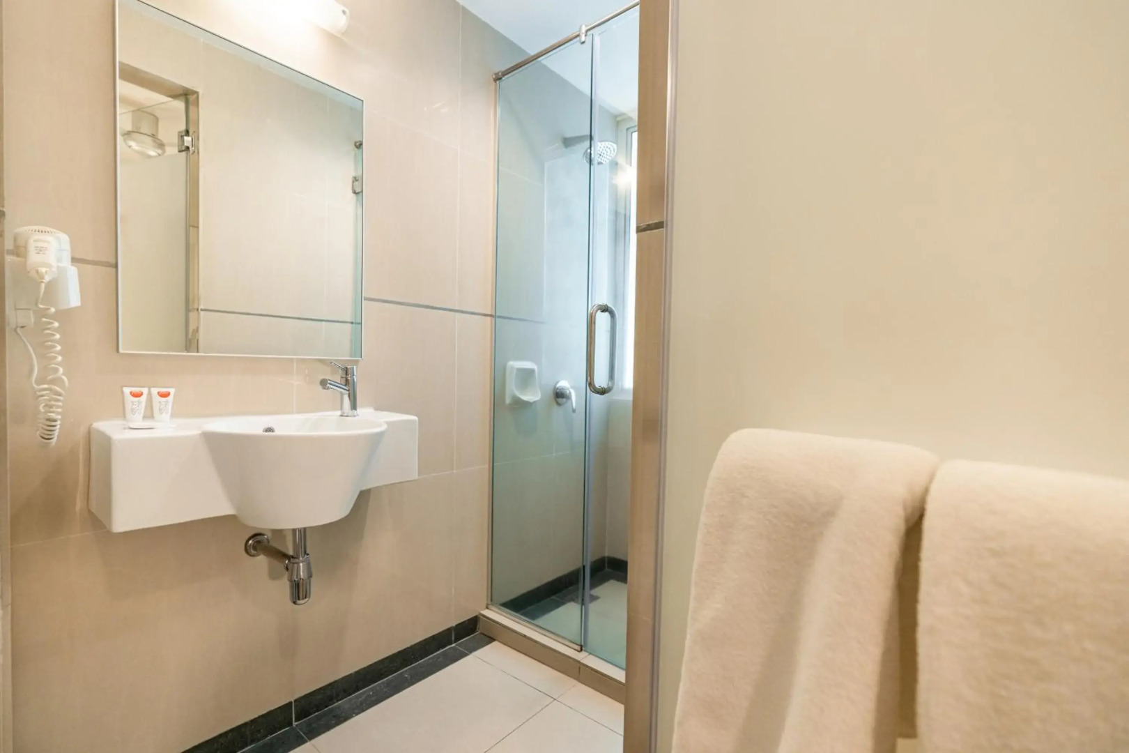 Sea Me Spring Tree Hotel - Adults only