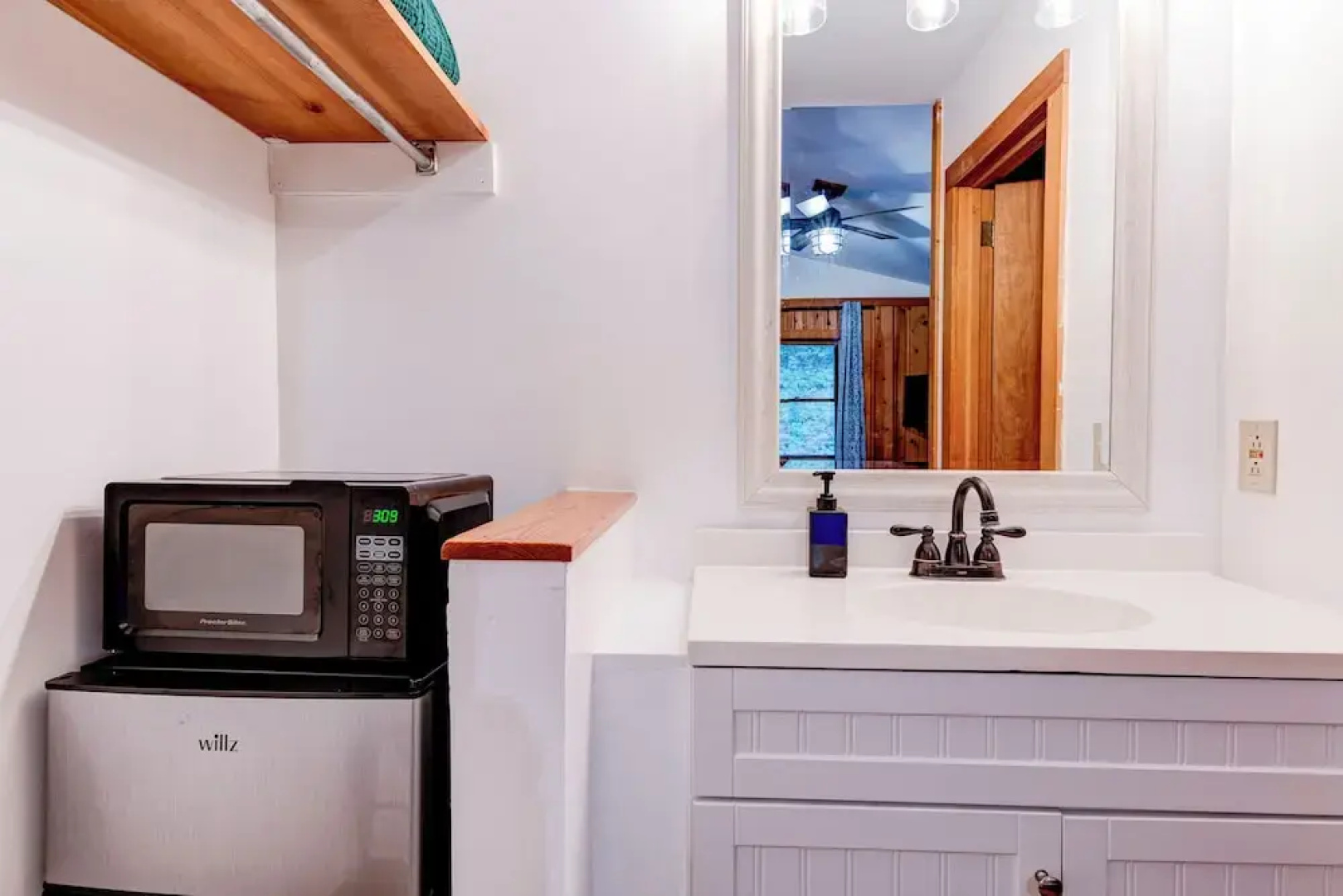 The Furry Lodge & Suites 13