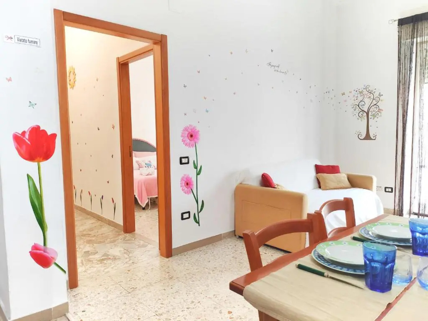 HOME Fusaro - 500 m dalla stazione treno - Affitti Brevi Napoli